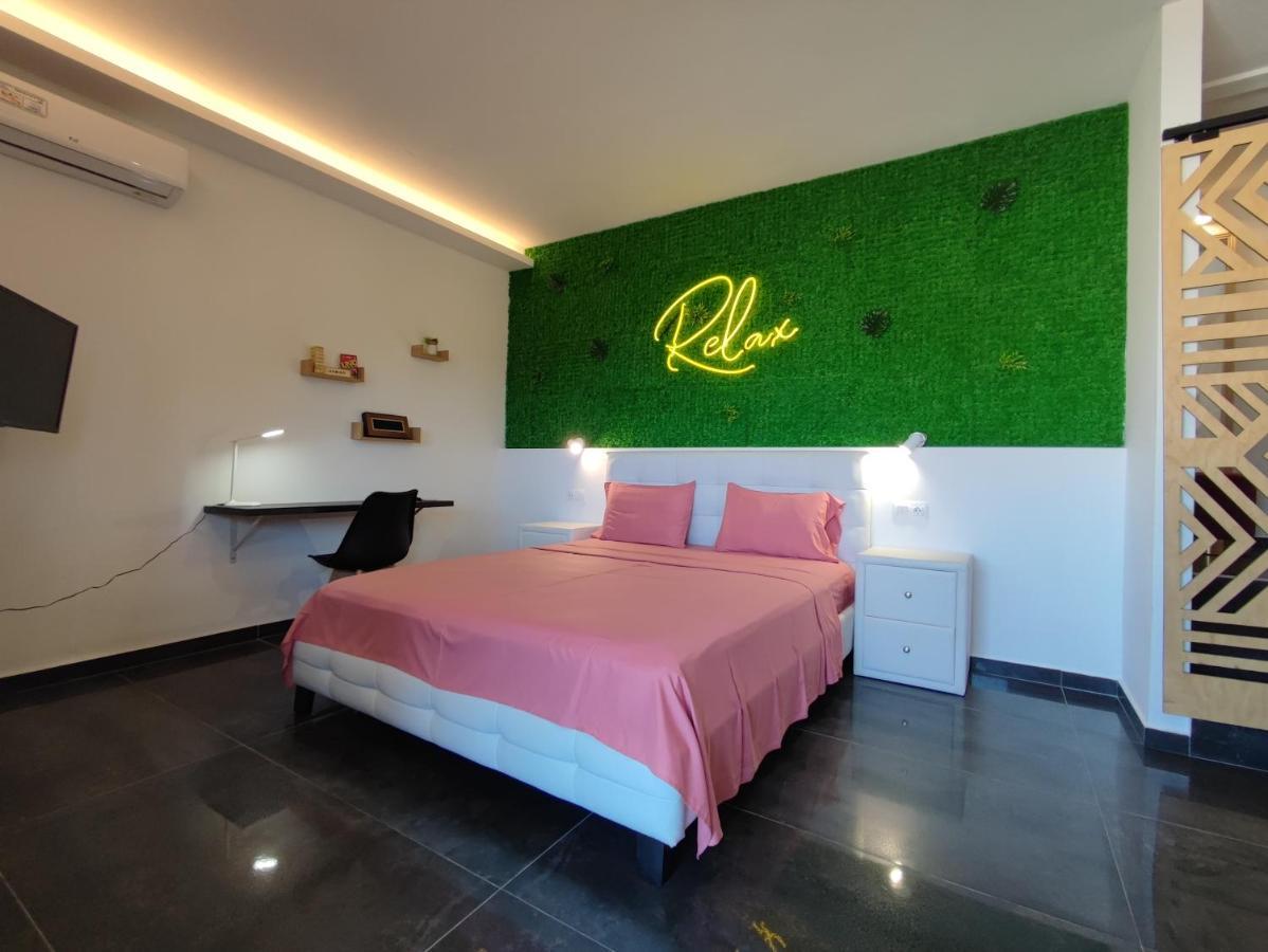 Theasis 4 Luxury Studio With Sea View Neos Marmaras Exterior foto